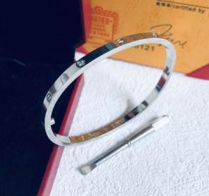 Cartier Bangle NO:16-17-2 Material:Stainless Jewelry（316）
