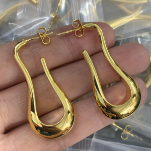 Celine Earring NO:Y161541 Material:copper+18k gold