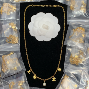Celine Necklace NO:Y143919 Material:copper+18k gold