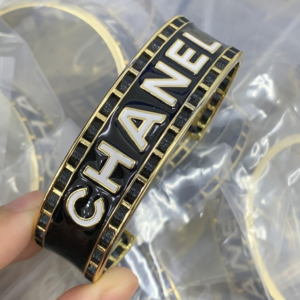 Chanel Bangle NO:Y194931 Material:copper+18k gold