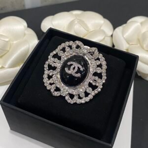 Chanel Brooch NO:C273-XZ Material:copper