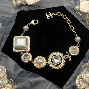 Chanel Bracelet NO:Y198381 Material:copper+18k gold