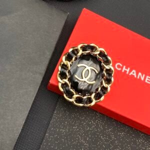 Chanel Brooch NO:C323-XZ Material:copper