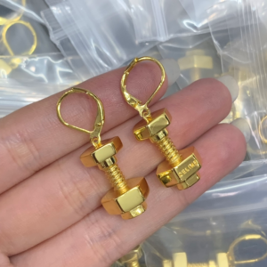 Celine Earring NO:Y142270 Material:copper+18k gold