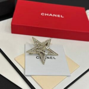Chanel Brooch NO:C178-XZ Material:copper