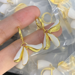 Celine Earring NO:Y168534 Material:copper+18k gold