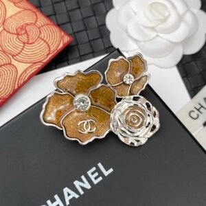 Chanel Brooch NO:C031-XZ Material:copper