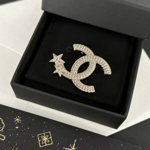 Chanel Brooch NO:C298-XZ Material:copper