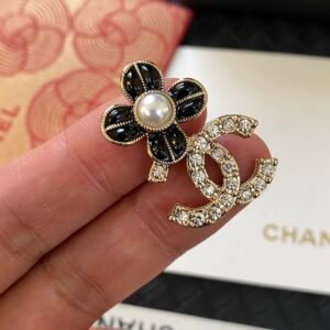 Chanel Brooch NO:C152-XZ Material:copper
