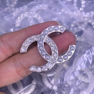 Chanel Brooch NO:Y223646 Material:copper+18k gold