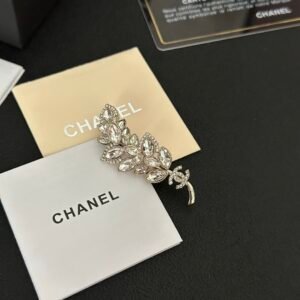 Chanel Brooch NO:C207-XZ Material:copper