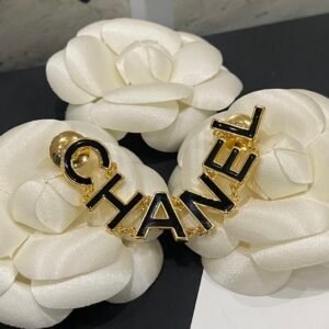 Chanel Brooch NO:C239-XZ Material:copper